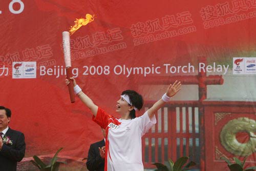 ����Ӣ ���(y��ng) ���?zh��n)��f