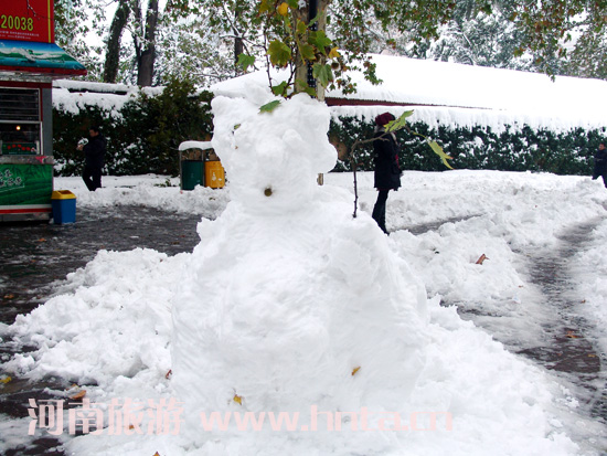 �ɐ� ѩ�� ����