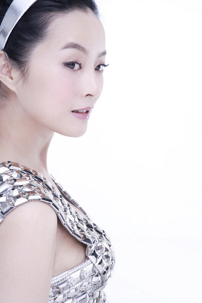 �л����cŮ��(j��ng)�� ���^��Ů �K�r