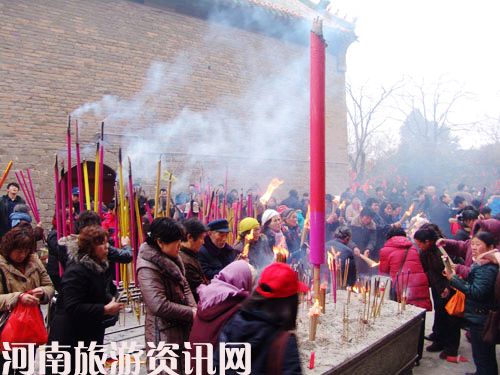 大石佛進(jìn)香