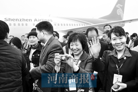 �B737-800�w�C(j��) �����������H�C(j��)�� �_���҈@�C(j��)�� ����ֱ���_�� �װ��w�C(j��)