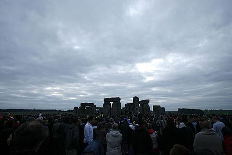 ����(gu��)�ο� Ӣ��(gu��) ��ʯ� ӭ ����  