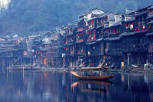 ׷�� ���� ��(du��)�Ʈ�(d��ng)�� �����׺�