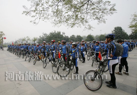 200���T�ѹ������_(t��i)ɽ����(d��o)��̼����