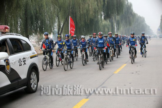 200���T�ѹ������_(t��i)ɽ����(d��o)��̼����