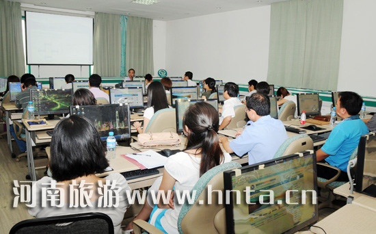 ȫ�������Ŀ����ϵ�y(t��ng)��ʾ����