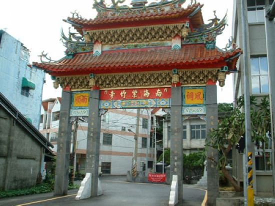 �Pɽ���E��������