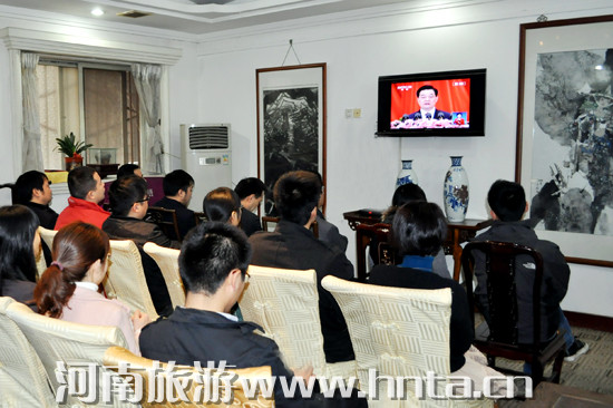 �ҾֽM���h�T�ɲ��J���տ�ʮ�˴��_Ļʢ�r