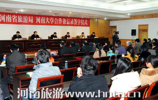 �Ҿ��c���ϴ�W(xu��)����(d��ng)&ldquo;��У����&rdquo;�C(j��)��