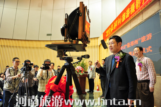 �ܱ����o(j��)�z�M�L(zh��ng)��ϯ2012&ldquo;������&rdquo;���ΔzӰ��ِ����(d��ng)�xʽ���(d��ng)