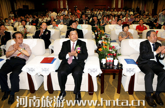 ��ͬ����(d��ng)&ldquo;�Ї�(gu��)���S������ʮ��Ʒ��·&rdquo;