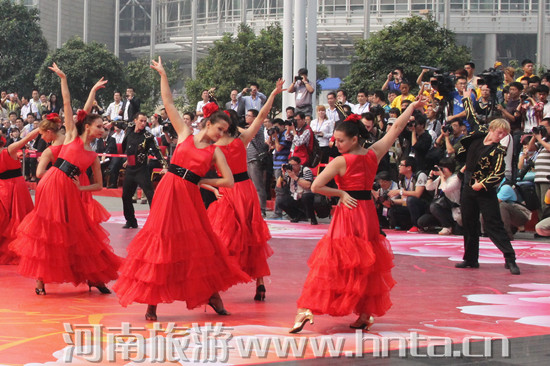 �������γ��Кg����Ѳ��