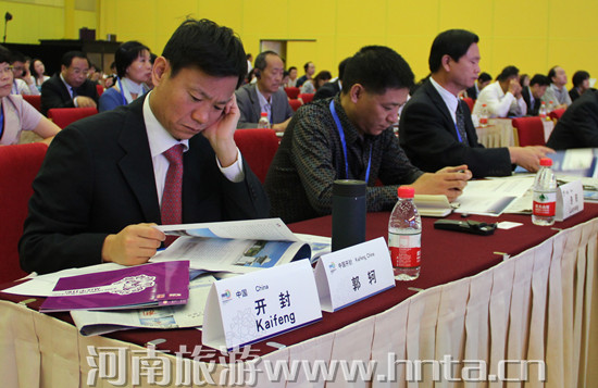 ����(n��i)���e�������LՓ��