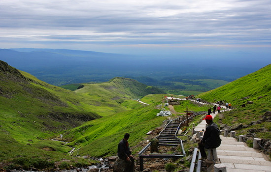 �Ǹ��h(yu��n)���������� ����(n��i)��ɽ��(j��ng)�����]