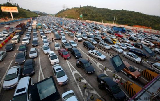 �S���ܸ������M(f��i)ͨ�� �P(p��n)�c(di��n)��ʡ�^(q��)�м�(x��)�t