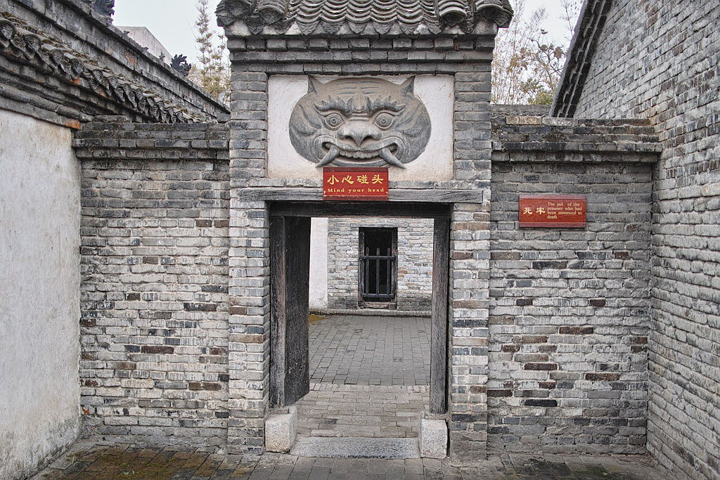 2013���ο�ԇ�F(xi��n)��ƪ֮��ꖃ�(n��i)�l(xi��ng)�h�� 