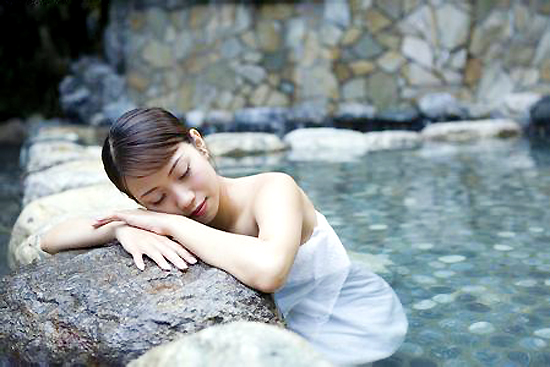 һ·��ů ���Ϝ�ȪĿ�ĵ����]