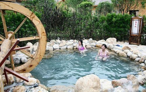 һ·��ů ���Ϝ�ȪĿ�ĵ����]