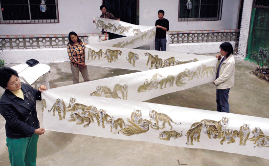 �ӱܳ��е����� ̽�L����������������