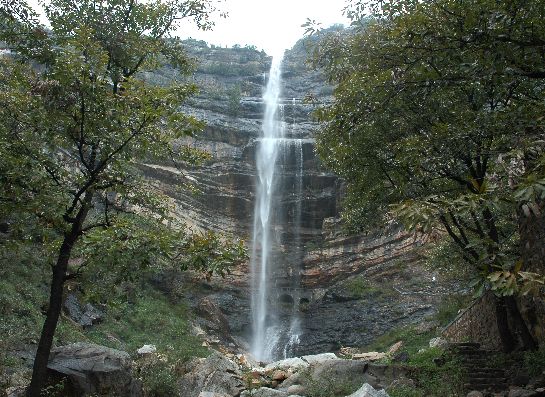 �����ߴ��ٲ�����һ�[