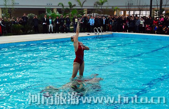 �Έ�ɽ �ݴ�� �ݜ�Ȫ ס��Ȫ