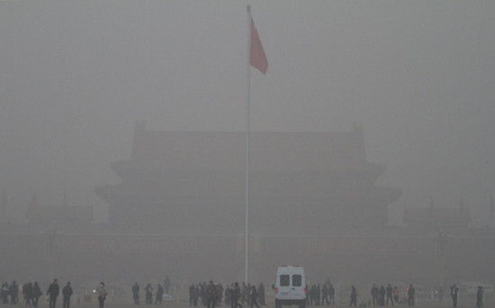 �����F��  ��������