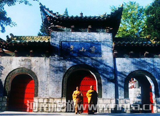 ���(y��ng)�`ɽ ���˹�(ji��)  ��������