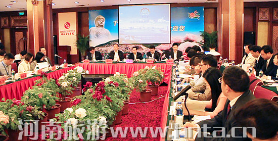 ȫ��(gu��)���Θ�(bi��o)��(zh��n)��ԇ�c(di��n)�W(xu��)��(x��)�������(d��ng)�ں������(y��ng)�e��