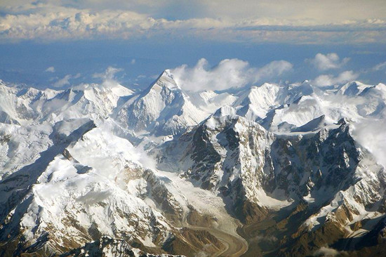 �½���ɽ�����Ϲ����������x�����z�a(ch��n)Ŀ�