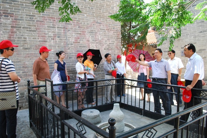 ����ʡί�hУҎ(gu��)���n�}�M���ܿ��{(di��o)��