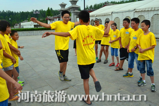 â�Xɽ&ldquo;��Ӣ����&rdquo;����I�_�I��