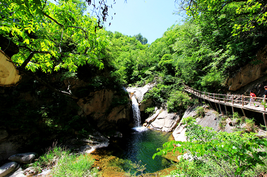 ������������ɽ��ɽϴ�ΰ�