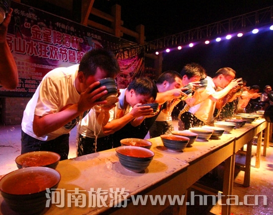 �ضɜϵ��������ơ�ƹ�(ji��)������ʢ��Ļ