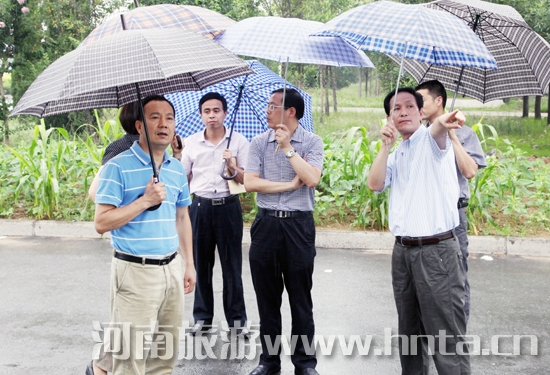 ���佭���L(zh��ng)���Ƿ��{(di��o)�����ι���