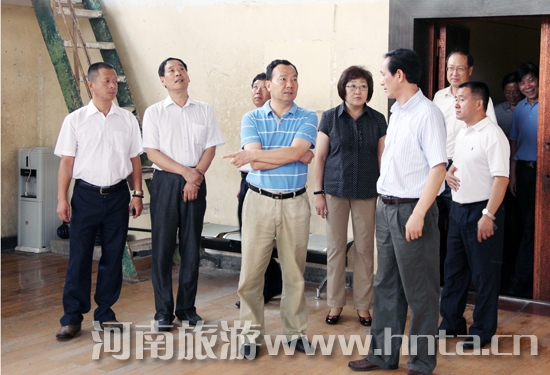 ���佭���L(zh��ng)���Ƿ��{(di��o)�����ι���