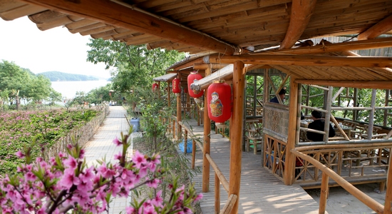 ���P��ɽ�f