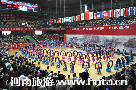 &ldquo;���(xi��ng)���(d��ng)&rdquo;��һ����2013���_(t��i)ɽ���ι�(ji��)