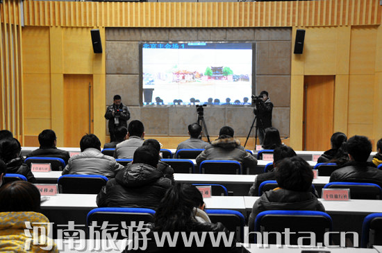 ���φ���(d��ng)&ldquo;�����Ї�֮��--2014�ǻ�������&rdquo;