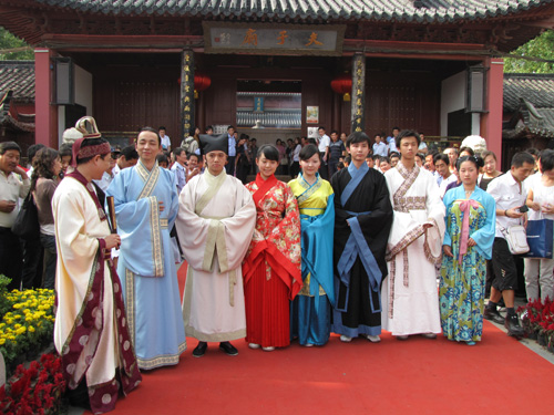 ���ݳ���R���ďR�R�����ʼ��ʻ�Ӷ�