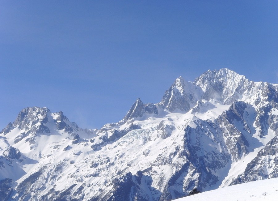 ����&ldquo;��&rdquo;�� ��(gu��)��(n��i)��ɽѩ���P(p��n)�c(di��n)