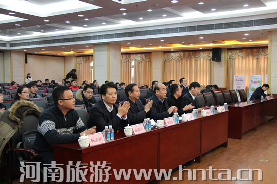 �����`���l(xi��ng) �ϼҺ��ϡ�ϵ���]�Y����Ƭ�װl(f��)ʽ�����ݳɹ��e�k