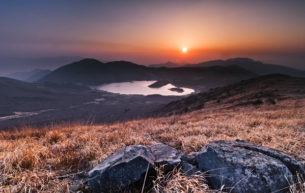 ���T���^�Ǻ�ȥ̎ ���ҁ�(l��i)�����ǵĶ�����