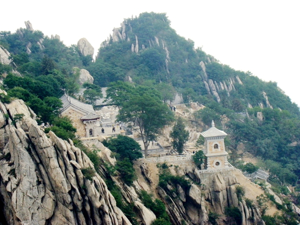 ���κ�ȥ̎ 18���е�ɽ���x���]