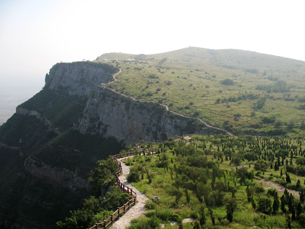 ���κ�ȥ̎ 18���е�ɽ���x���]