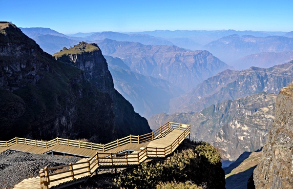 ���κ�ȥ̎ 18���е�ɽ���x���]