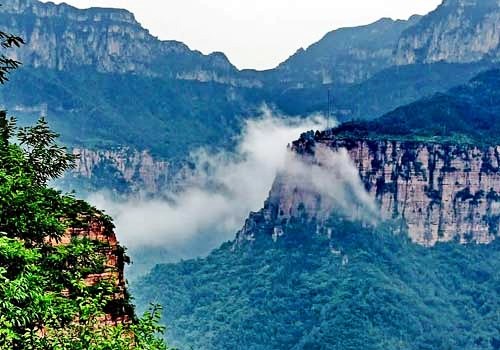 ���(y��ng)�е��������ε�ɽ��(ji��)����������ƽɽ���^(q��)�e��