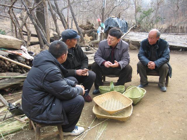 河南省旅游局積極開展駐村扶貧工作