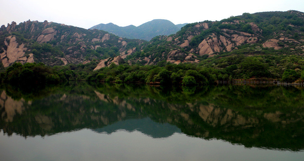 �������ɽ ��һС�L�����e���ɺ�ȥ̎