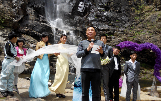 ������� ��ԭ�W�����c��¶ɽ�ٲ����ݻ�Y��