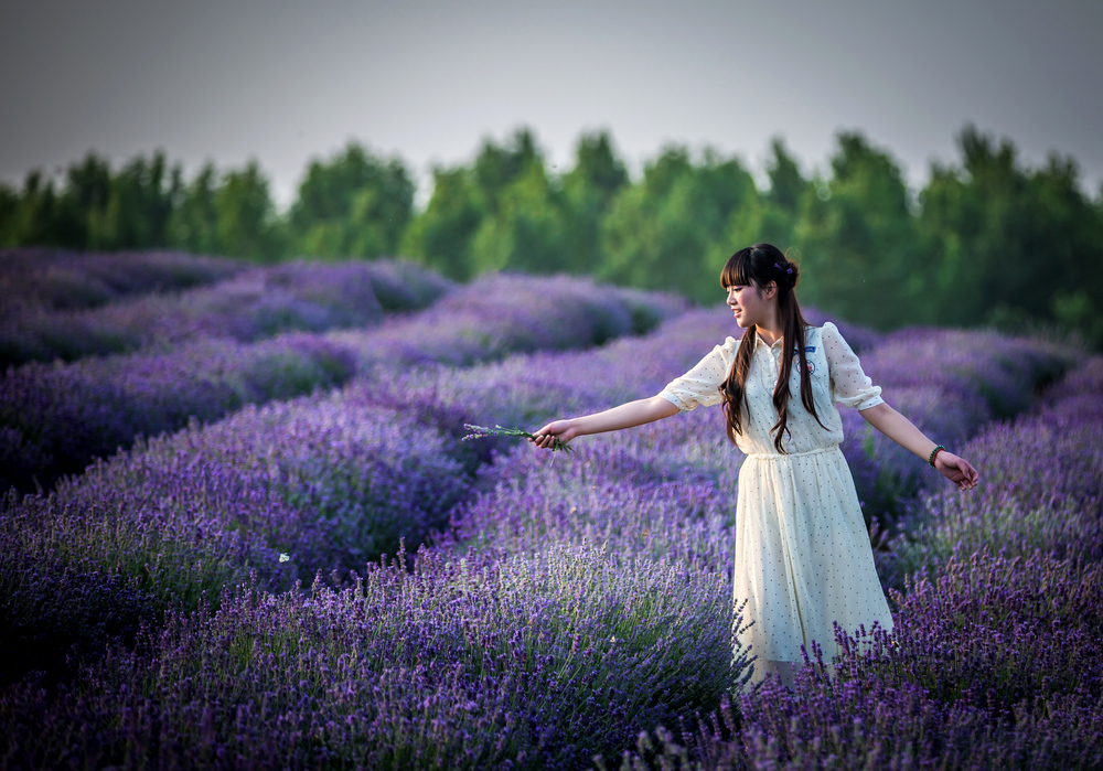  �����������^����Щ���ĵ����r���r�е�MM���K�ڌ��Լ������ı۱�����ҫ��չ�F(xi��n)���N����ЦĘ��������Щ�S���p�ɡ��@�ǂ�׌���p�ɵļ���(ji��)��? һ���˾�����������һ·���L(f��ng)����һ·��Ĭ���Z��ӭ�洵�����L(f��ng)��Щ�����������z�z��(x��)�����L(f��ng)��Щ�p��������ɢ�����đn���������������̵̱�ɽ��ӯӯ��ˮ�������ѷe�˺���һ�ӻ������d�˺ܾõ�����������һ�����o�ĵط�������һ��İ���ĵط������Լ��G�ڻ�Ұ����Լ�ጷ���ɽˮ�����ĄӲ����Єӣ���Ҫ�ٰ��Լ����o����������ʰ���������SС�������������x��Ŀ�ĵ����s�o���l(f��)����